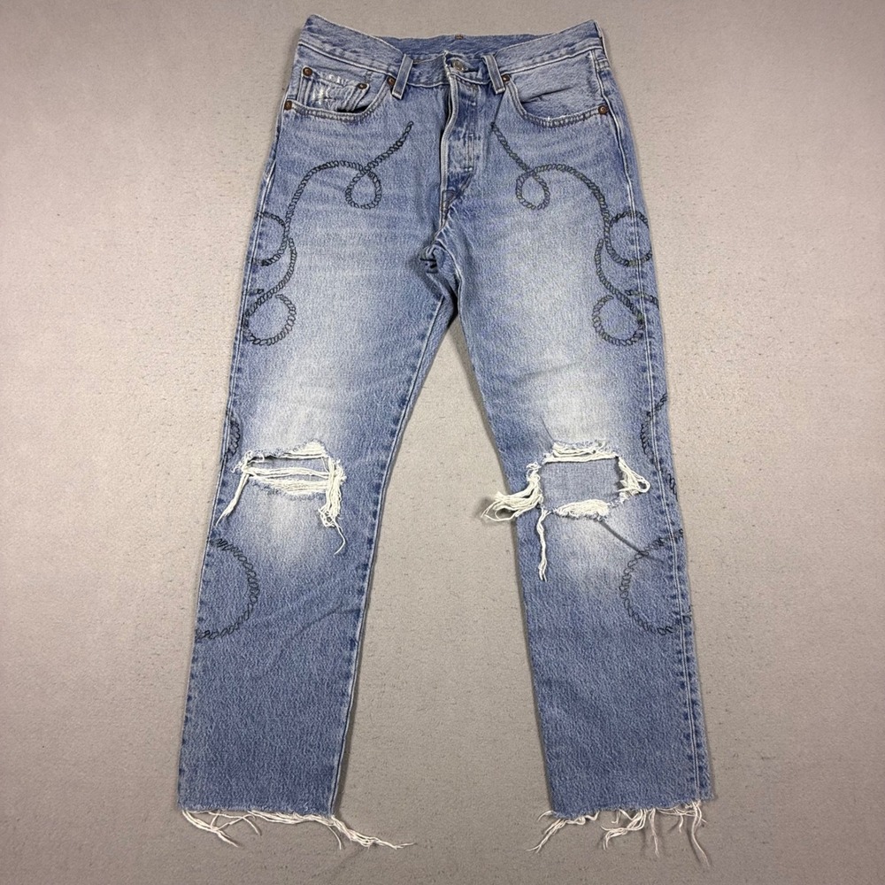 Levis 501 Light Wash Lasso Rope Embroidered Distressed Straight Leg Jeans 26x28 - Picture 2 of 11